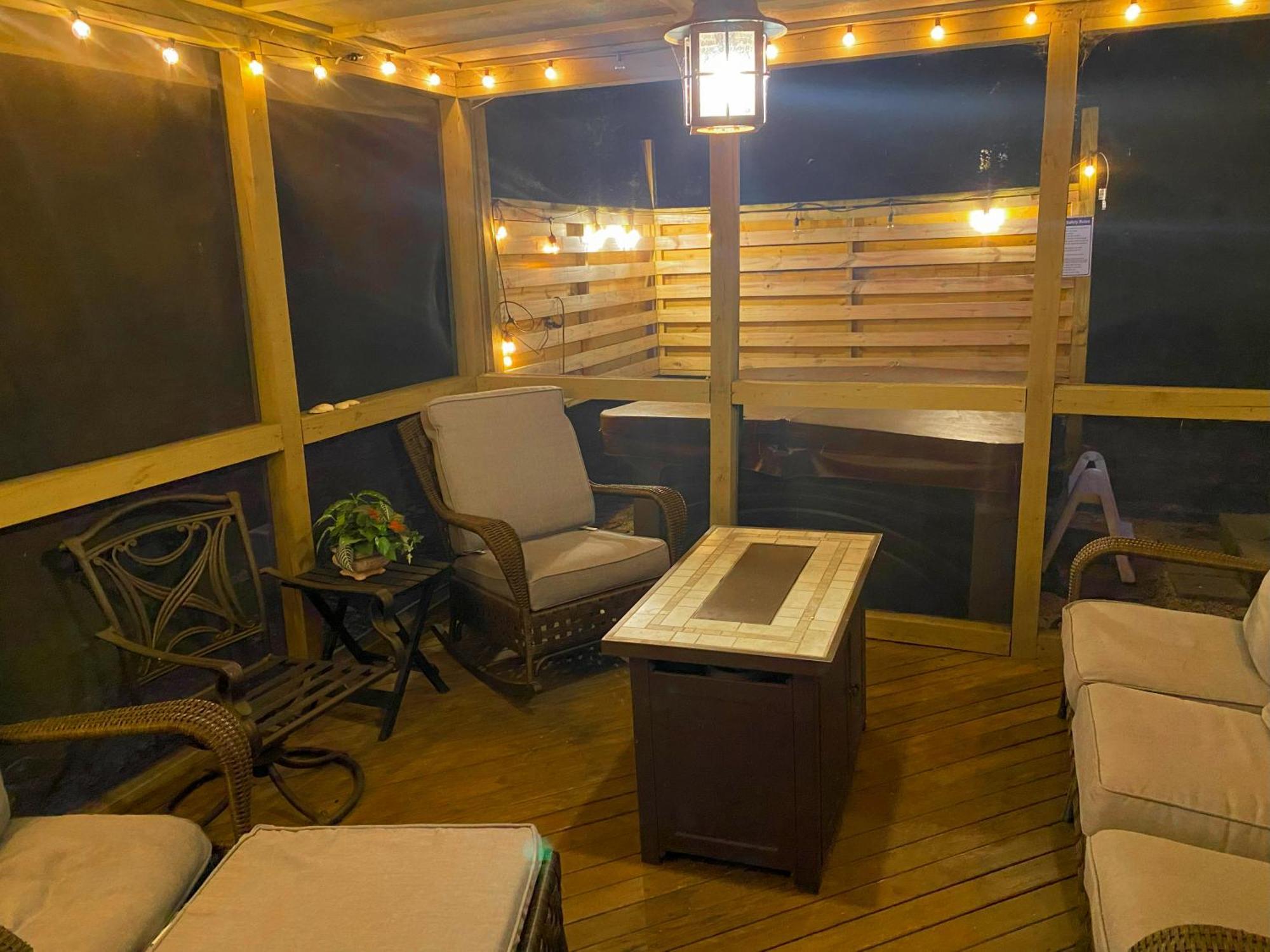 טנרסוויל Pocono Mountain Home , Hot Tub- 1 Mile To Skiing! מראה חיצוני תמונה