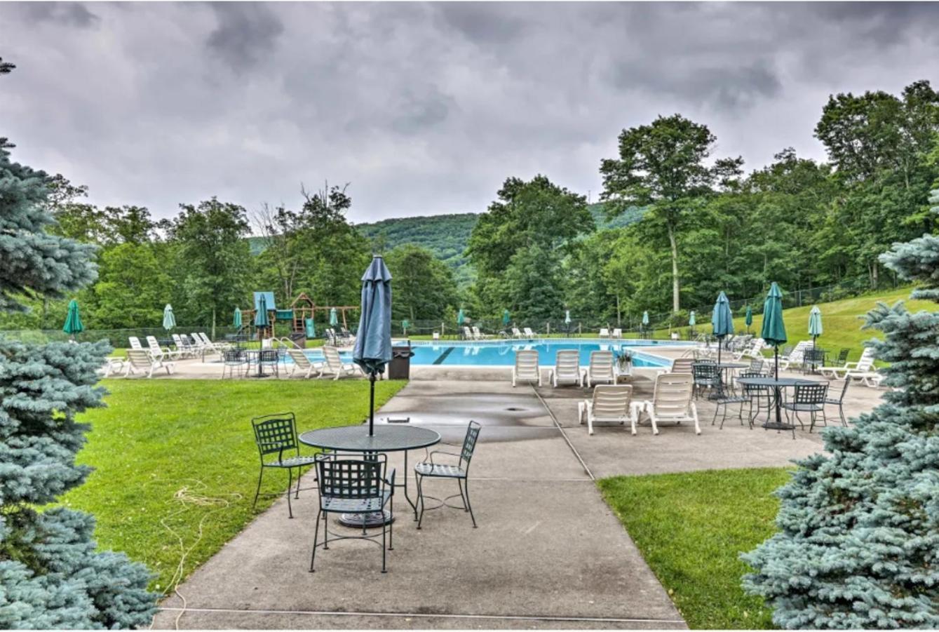 טנרסוויל Pocono Mountain Home , Hot Tub- 1 Mile To Skiing! מראה חיצוני תמונה